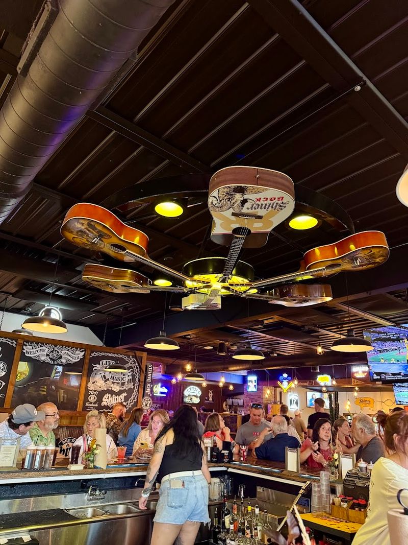 Service That Matches the Food