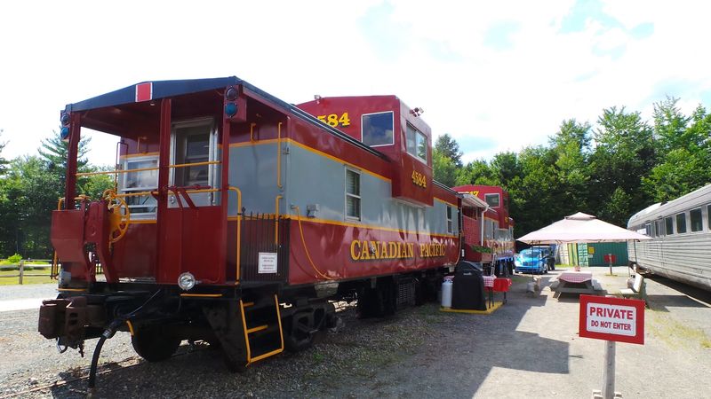 The Family-Friendly Atmosphere: A Ride That Works for Every Age