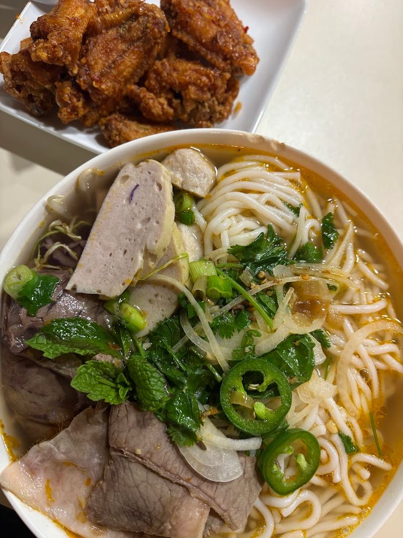 Pho That Respects Tradition