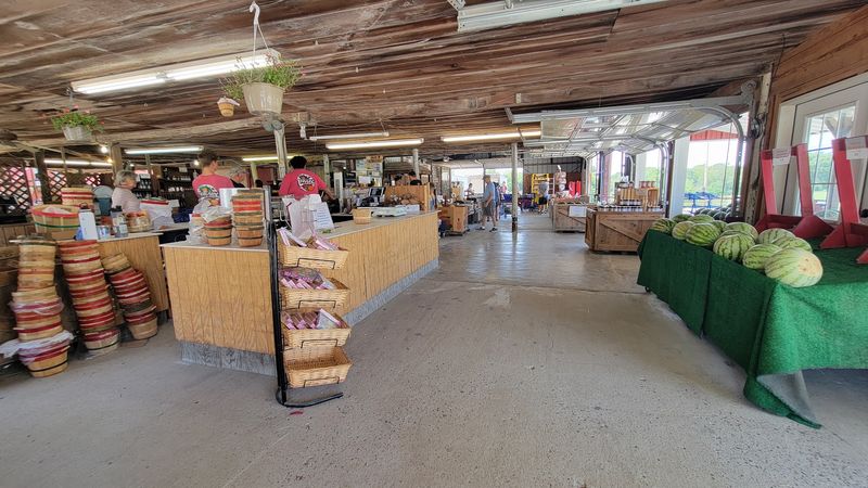 A Farm Market Packed With More Than Just Peaches