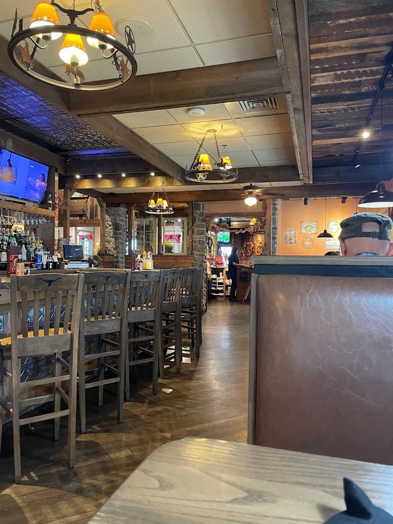 A Wild West Atmosphere That Actually Works