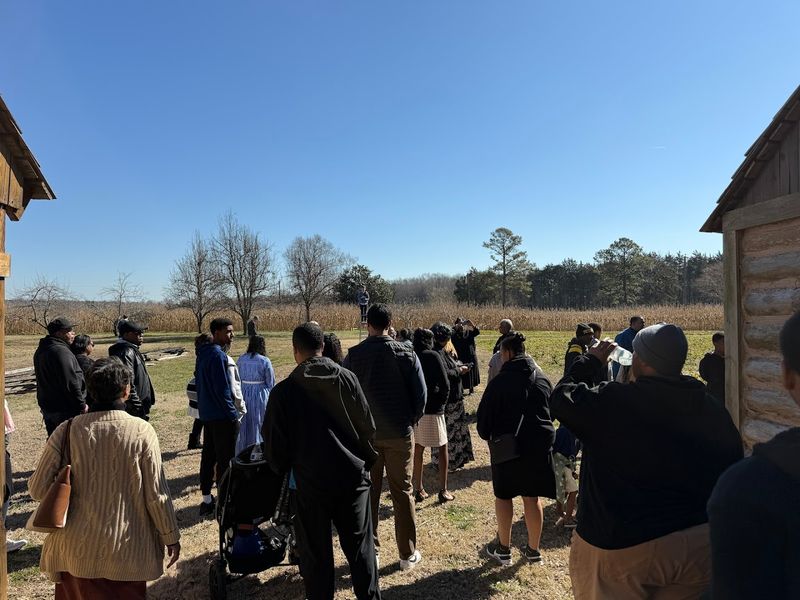 A Guided Tour That Actually Keeps You Hooked