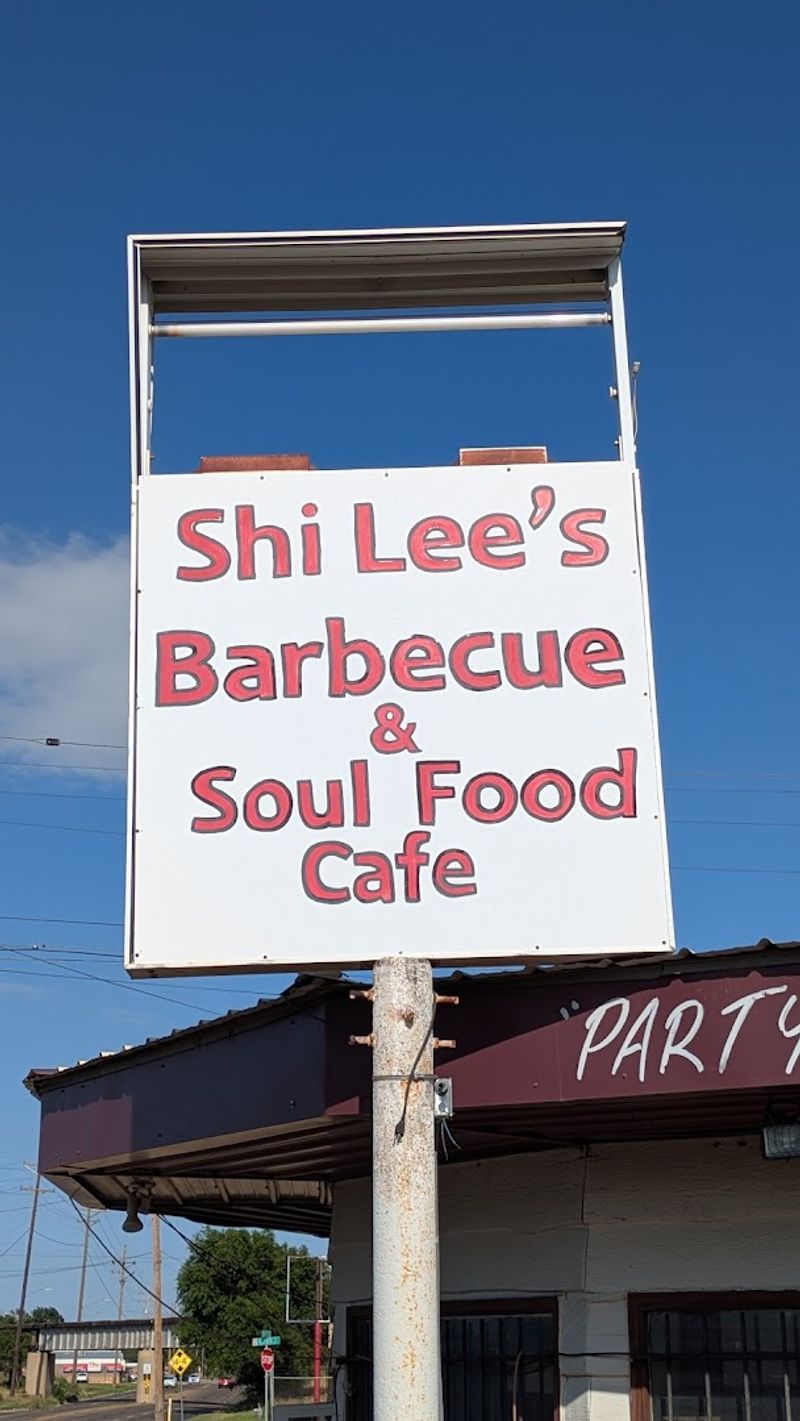 A Soul Food Destination Hidden in Plain Sight