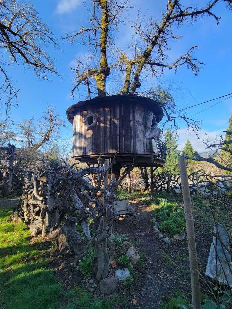 The Treehouses That Kids Absolutely Cannot Resist