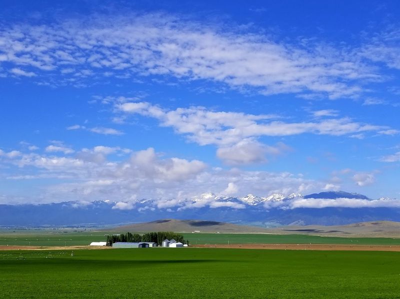 Road Trip Appeal Along Highway 84 and the Powder River Valley