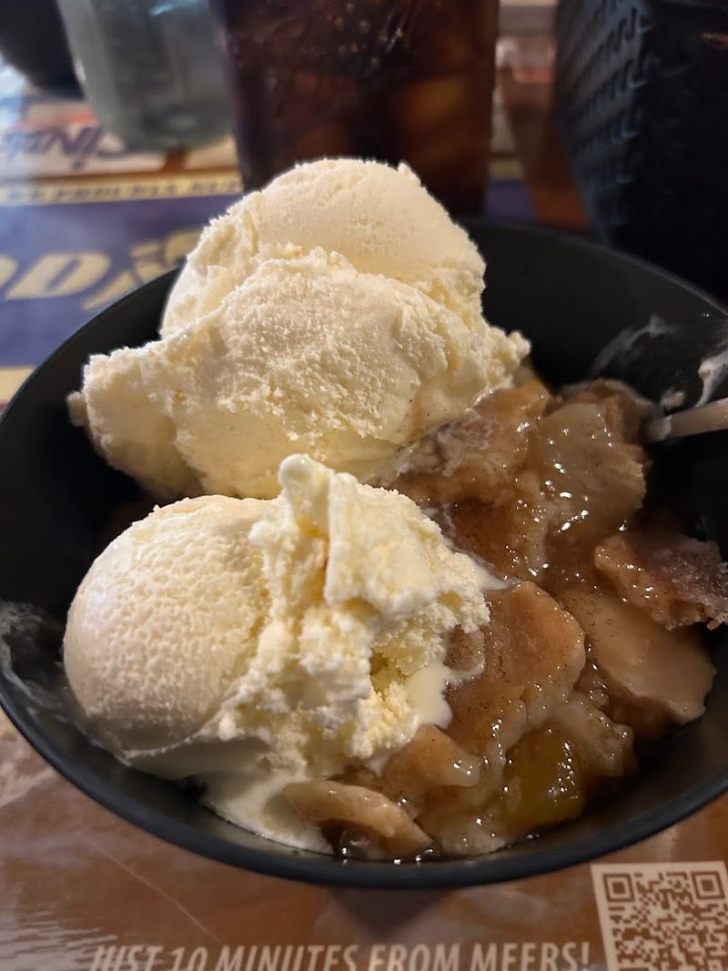 Peach Cobbler Deserves Its Own Spotlight
