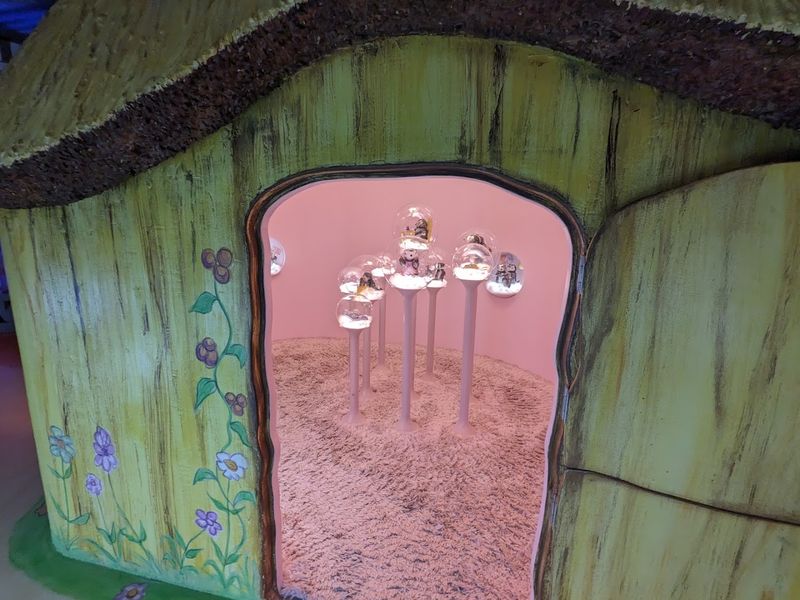 The Three Robbers Interactive Experience Is Worth the Add-On