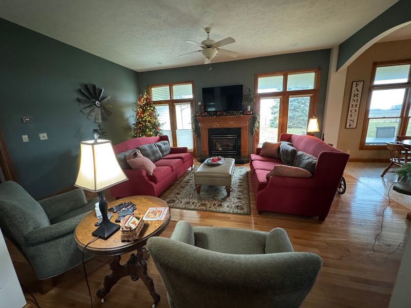 Overnight Stays in the Log Cabin or Farmhouse