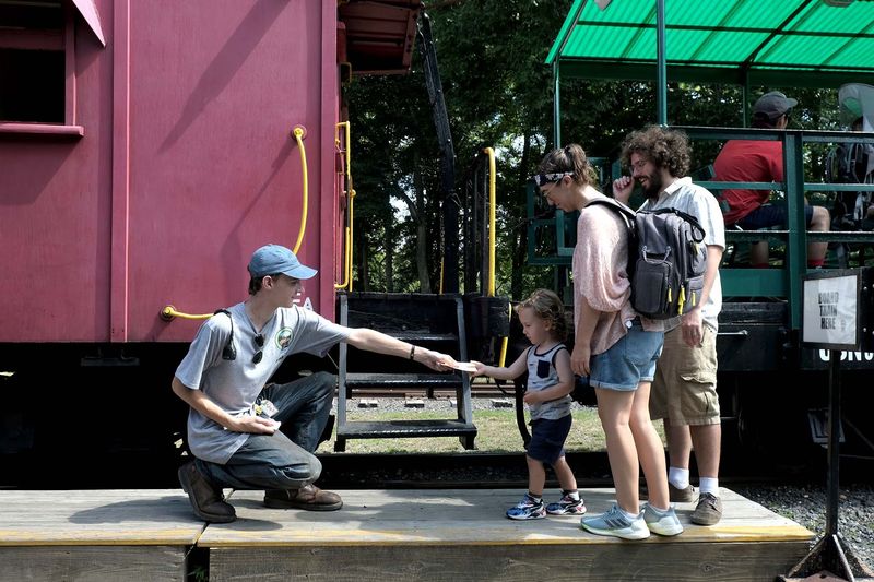 All-Volunteer Operation: The People Who Keep It Running