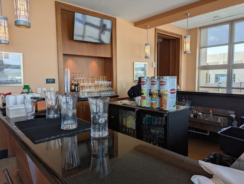 A Morning Spot Built For Aviation Fans