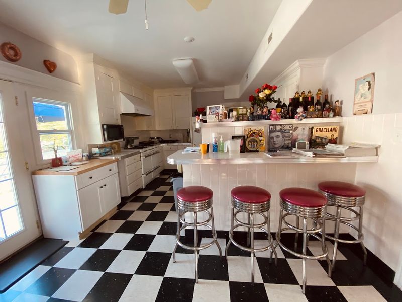 The Vintage Coke Machine and Jukebox: Small Details That Hit Big