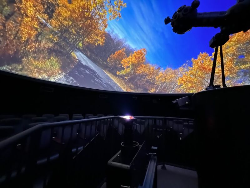 The Full-Dome 3D Space Experience