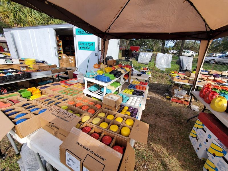 The Outdoor Flea Market For Eclectic Discoveries