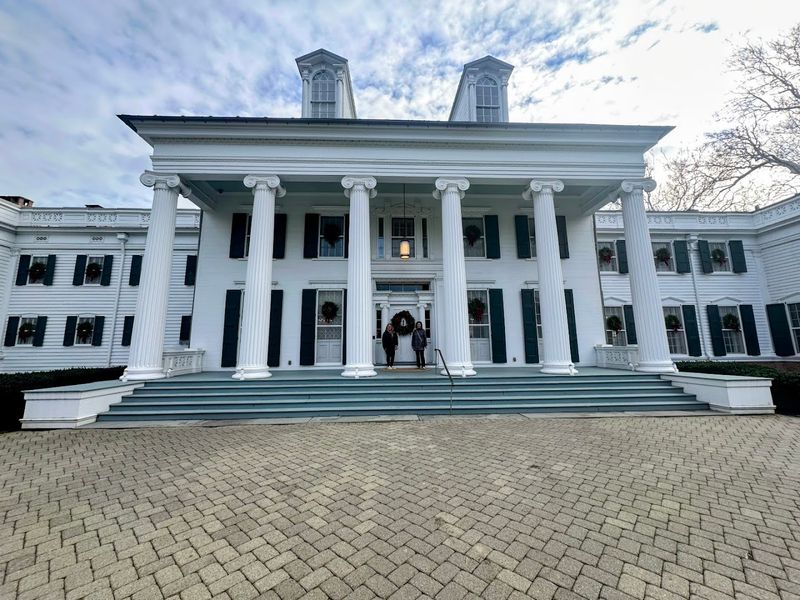 The Greek Revival Architecture That Stops You in Your Tracks