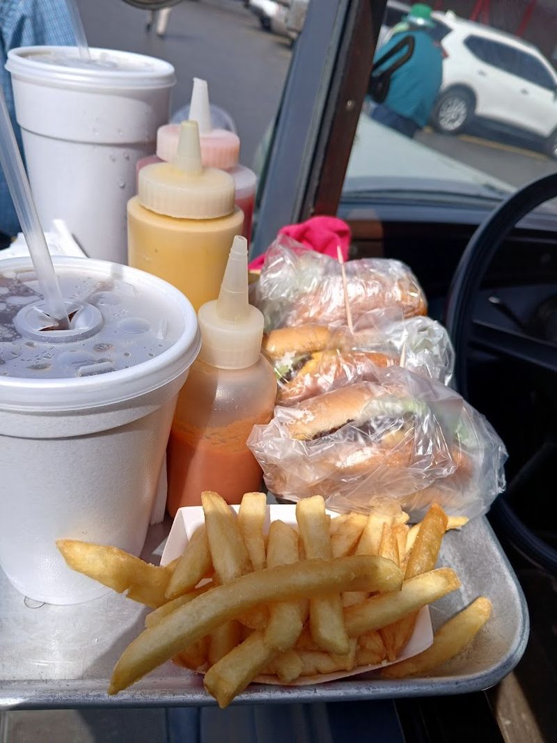 Carhop Service That Still Works Like a Charm