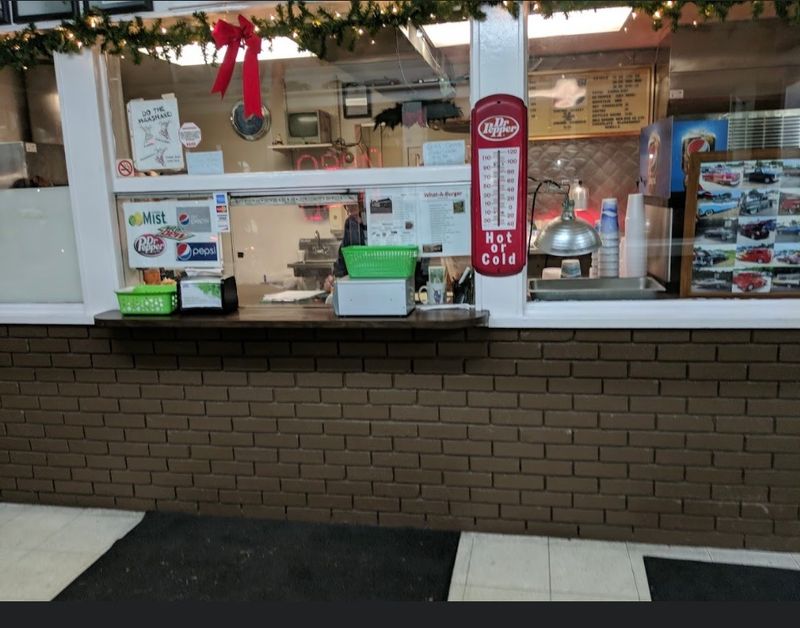 No-frills, All-charm Interior