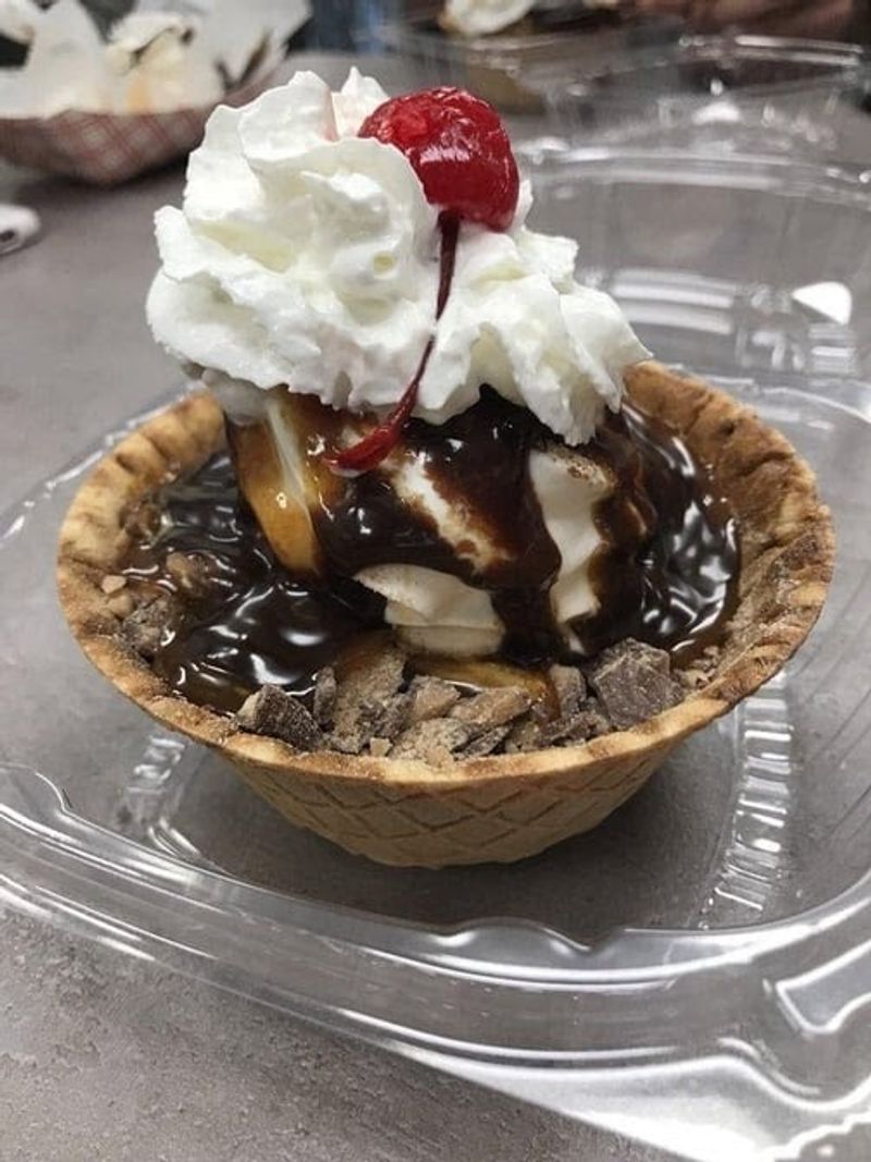 Richman's Ice Cream Takes the Wheel