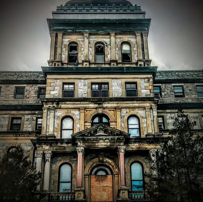 Why New Jersey Needed This Asylum in the First Place
