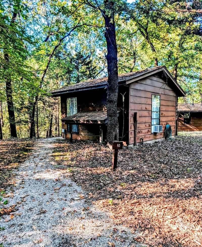 Cozy Cabins Built for Rest and Reflection
