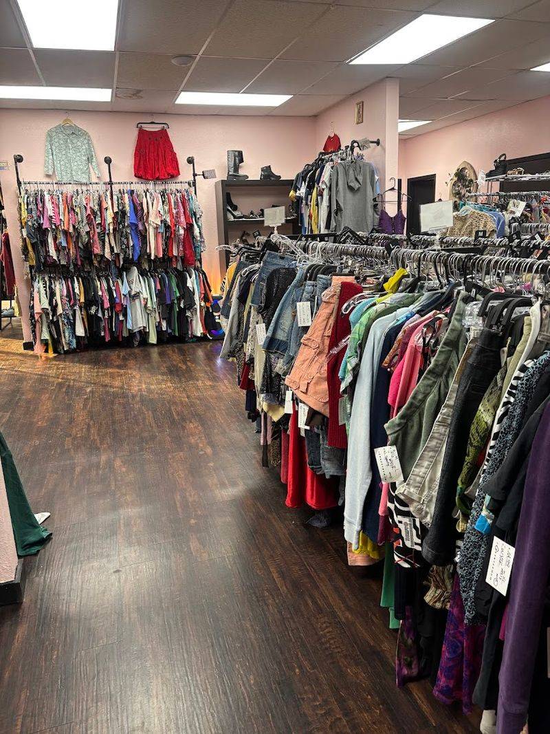 Vintage Clothing Finds That Would Cost Triple Anywhere Else