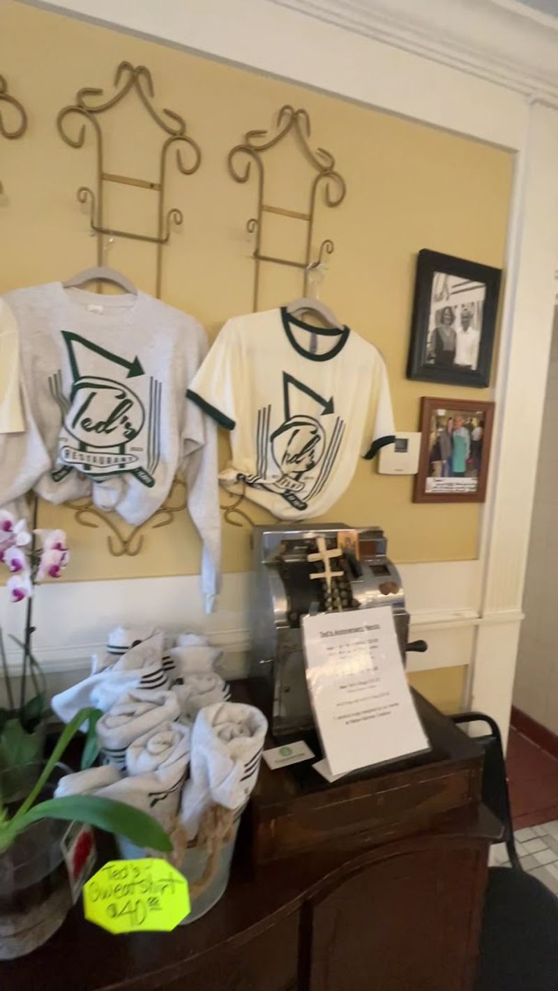 Why Ted's Deserves a Spot on Your Birmingham Itinerary