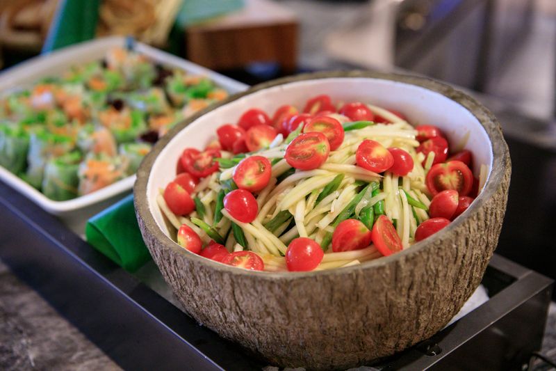 The Papaya Salad That Earns Its Reputation