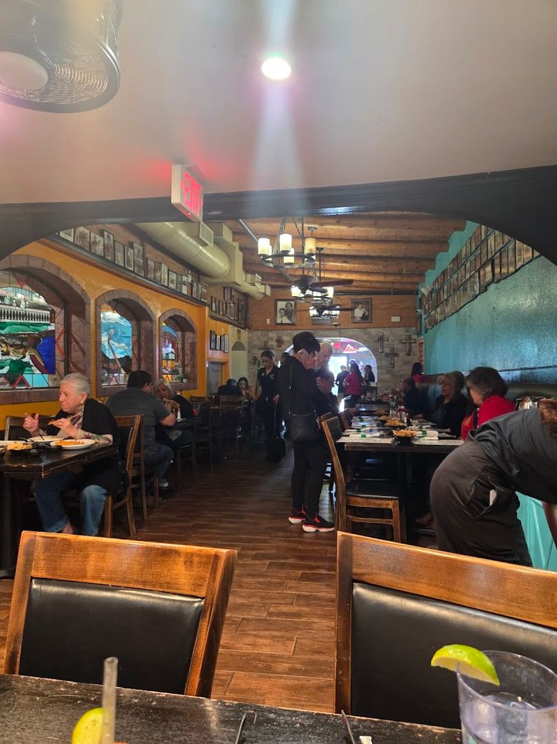 What It Feels Like to Eat at a True Local Institution