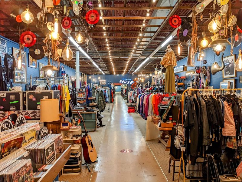 Newburgh Vintage Emporium Warehouse