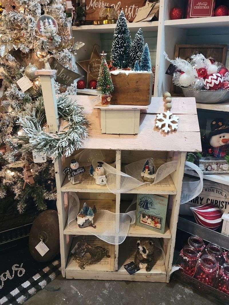 Holiday and Gift Shopping Done Differently