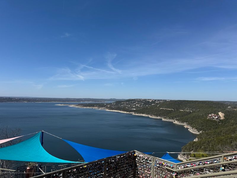 The Magic of Lake Travis as Your Backdrop