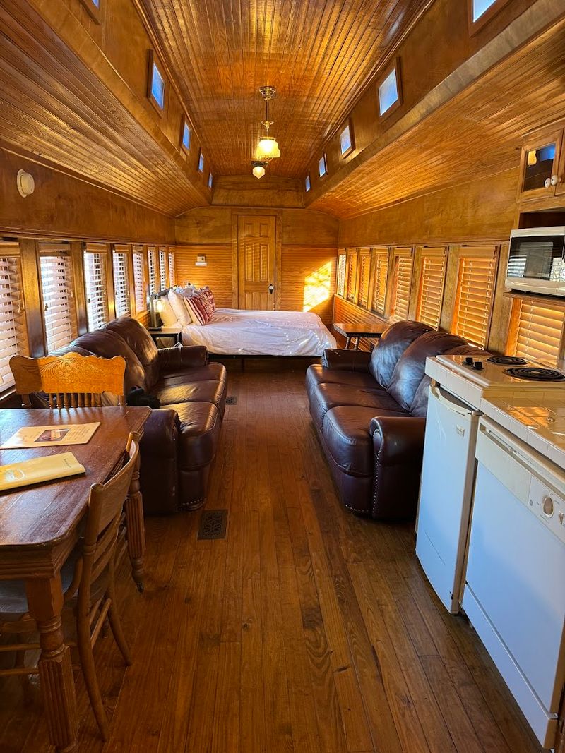 Why The Antlers Inn Is Worth The Drive From Austin