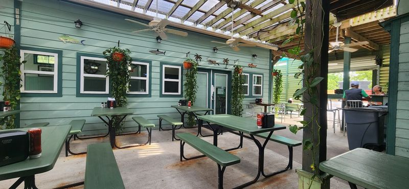 Why Shrimp N Stuff Belongs on Your Galveston List