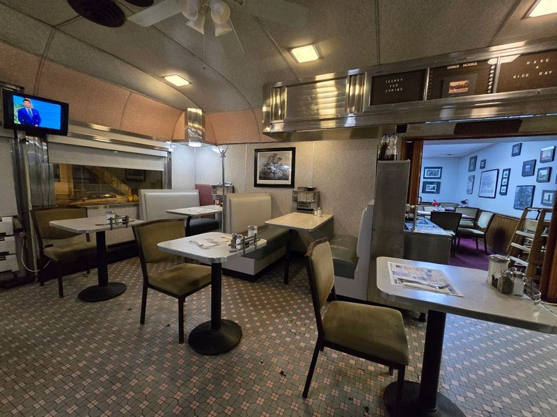 The Interior That Feels Frozen in Time