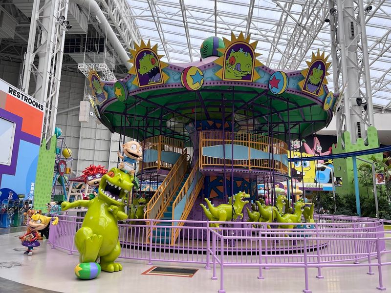 Nickelodeon Universe: The Indoor Theme Park That Hits Different