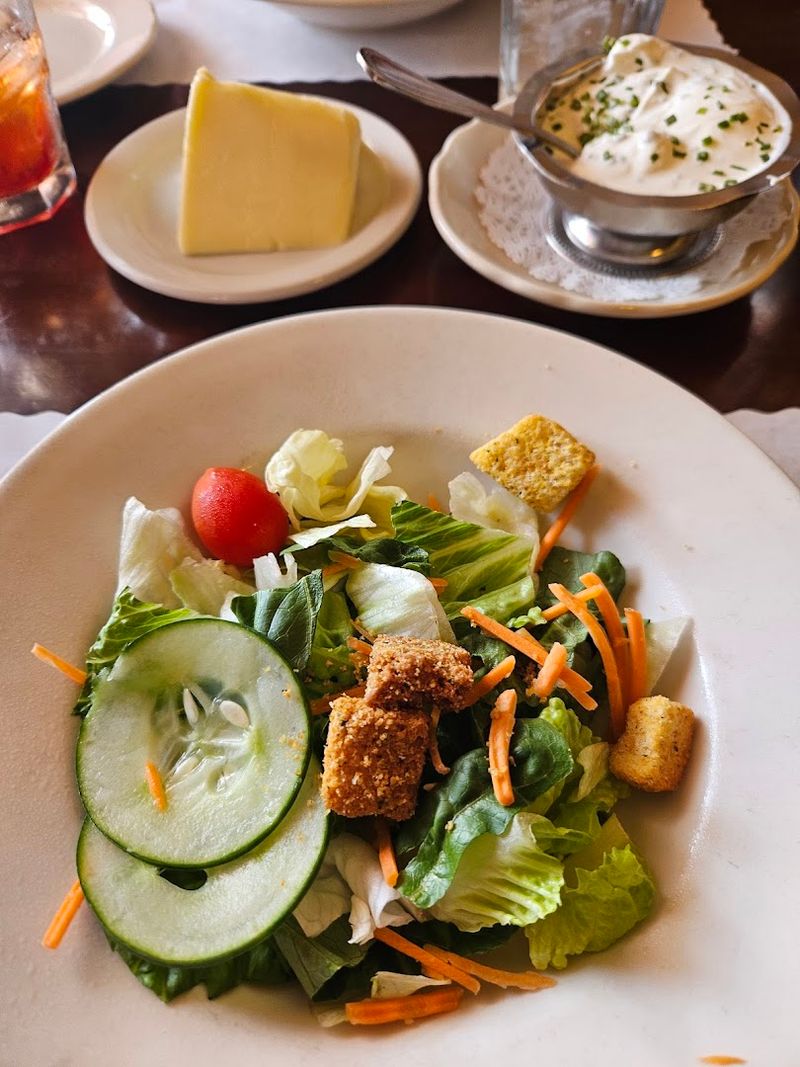 Signature Sides That Became Part Of The Reputation