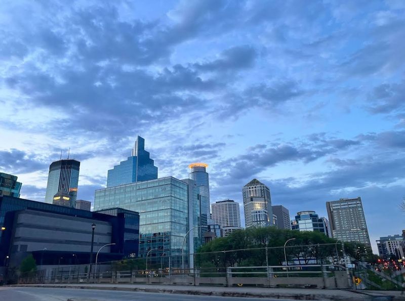 The Art of the Passive-Aggressive Compliment