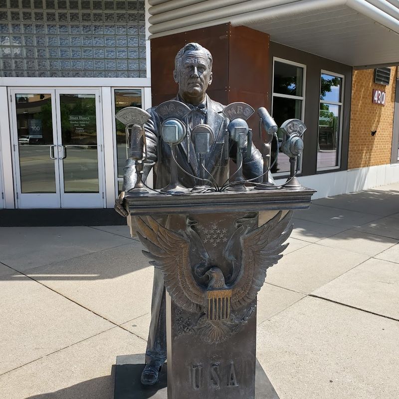 Six Presidents Who Signed the Guest Book