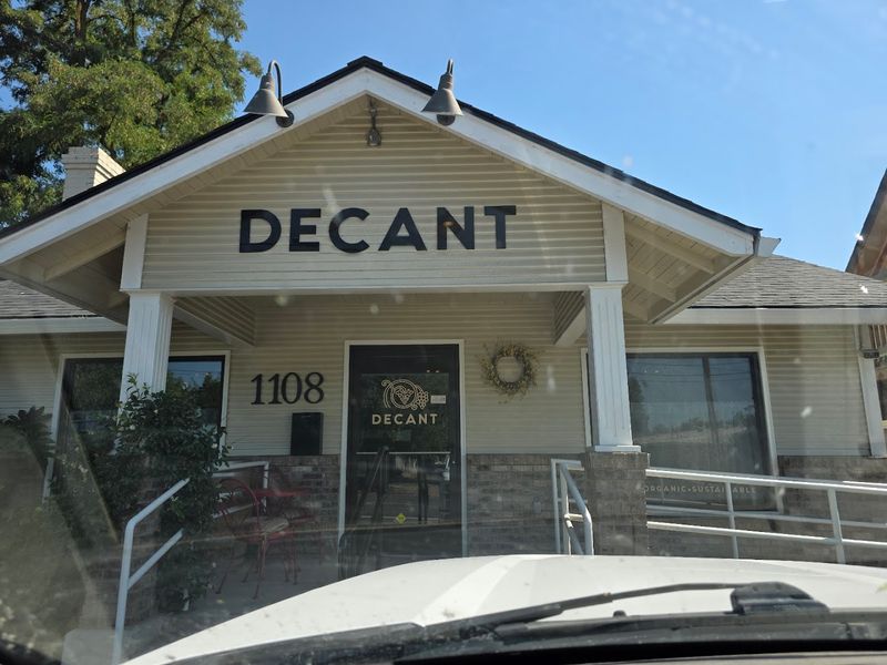 Why Decant Belongs on Every Pacific Northwest Food Itinerary