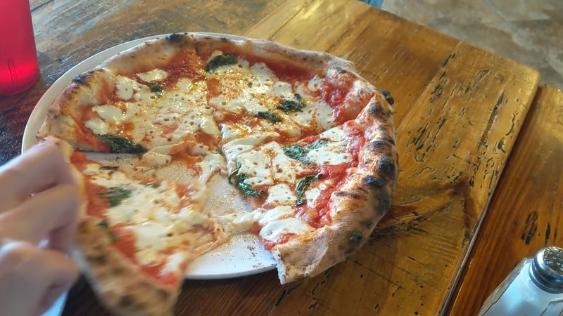 Why the Personal-Size Pizza Format Is a Genius Move