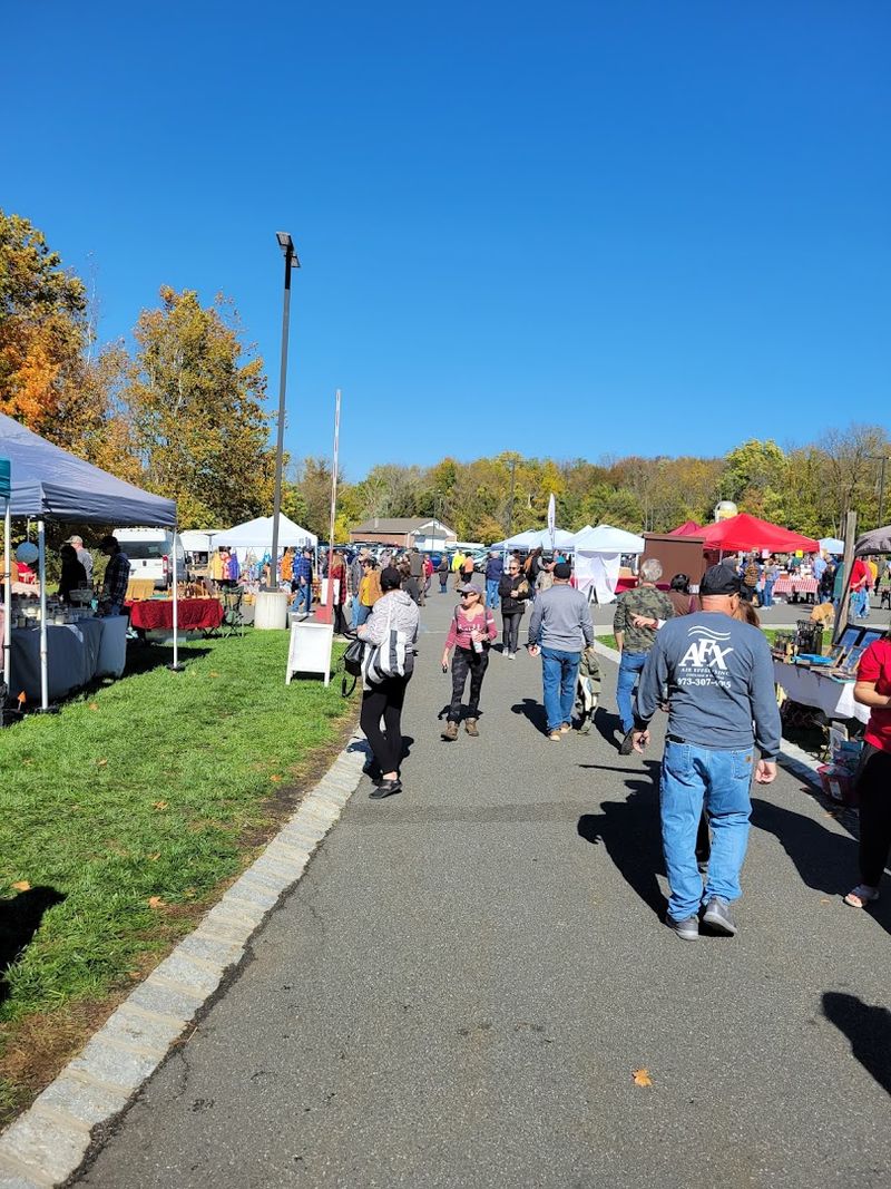 The Farmers Market That Transforms Sundays Into Something Special