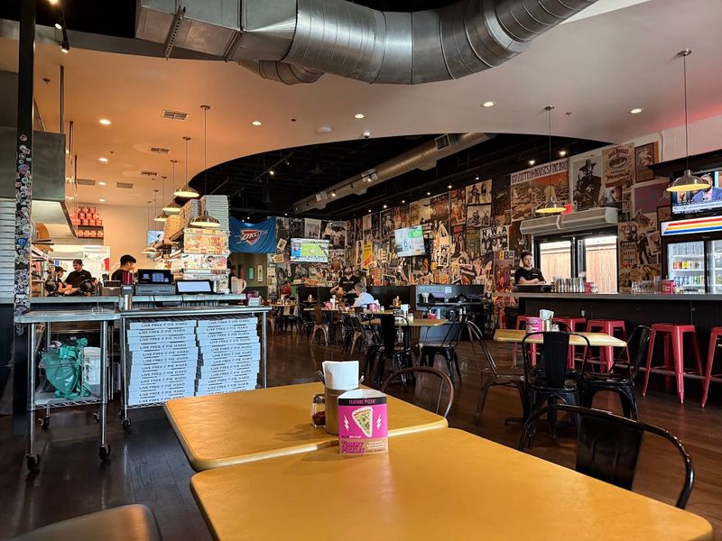 Empire Slice House Plaza OKC