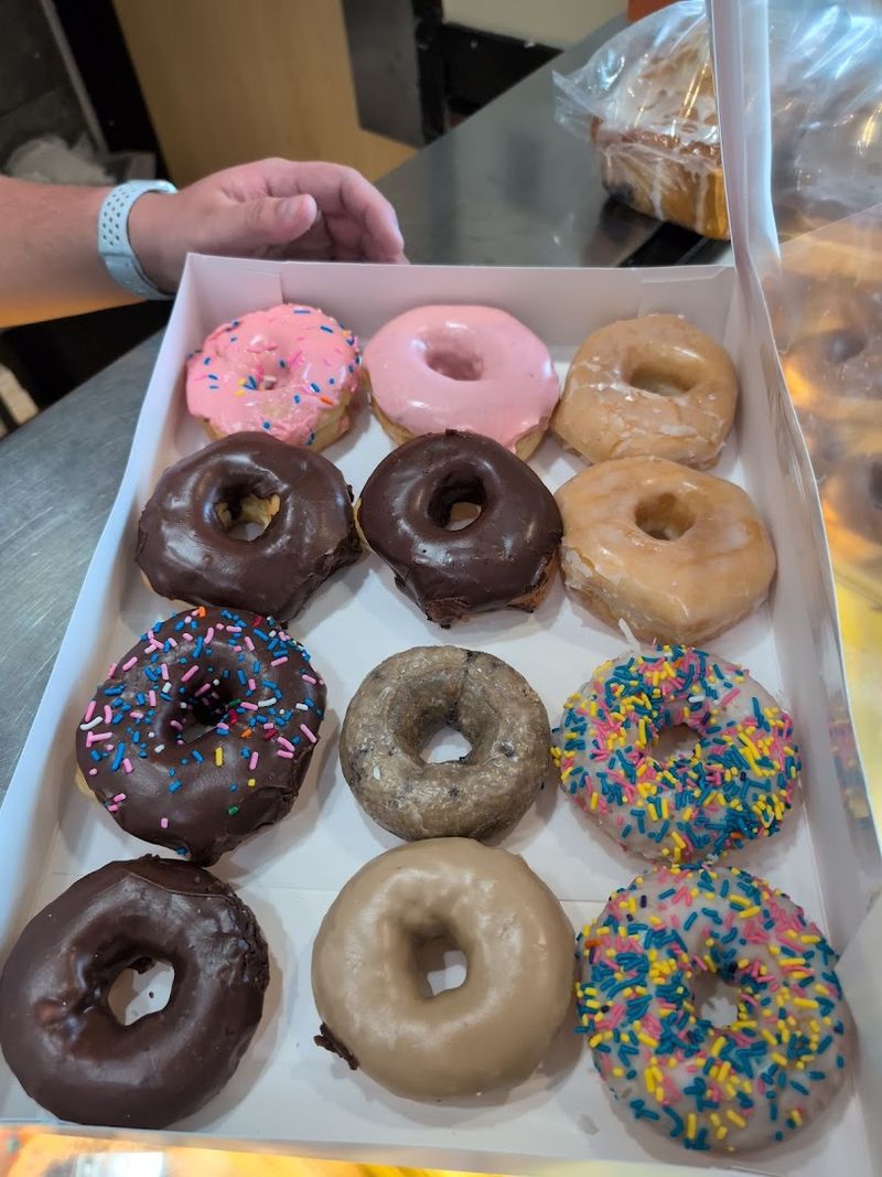 Missy's Donuts and Bakery - Guthrie