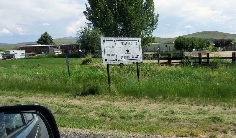 A Town Shaped by the High Desert Landscape