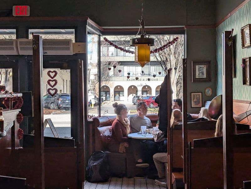 Old-School Ambiance That Actually Delivers