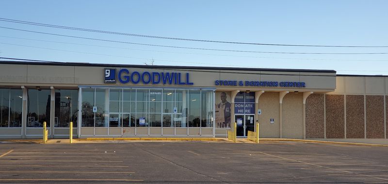 Shopping Smart With a Budget in Mind