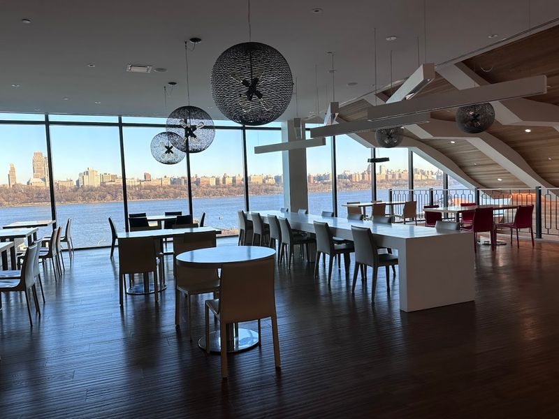 The Food Hall That Actually Delivers