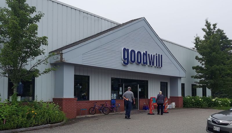 Goodwill Store, Topsham