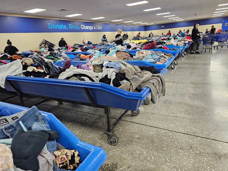 Goodwill Outlet, Rogers