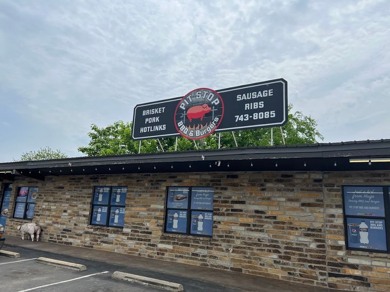 Why Pit Stop BBQ Deserves a Spot on Your Road Trip Route