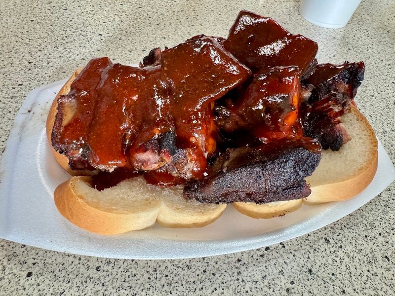 Why LC's Belongs on Every KC Barbecue List